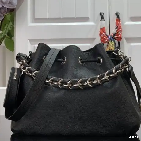 208B570097 Bags LV 0521